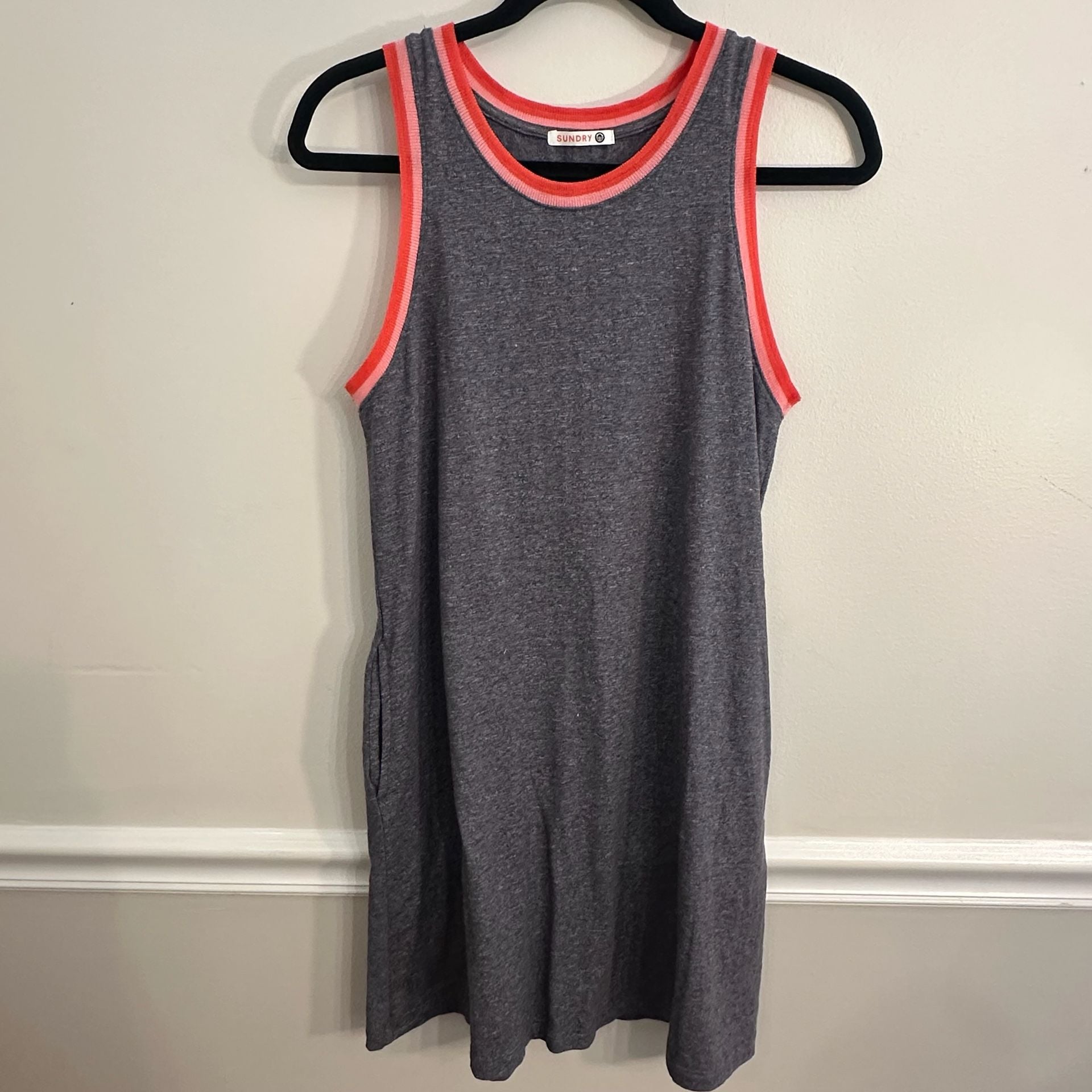 Sundry Women's Gray Sleeveless Tank Dress With Red And Pink Trim